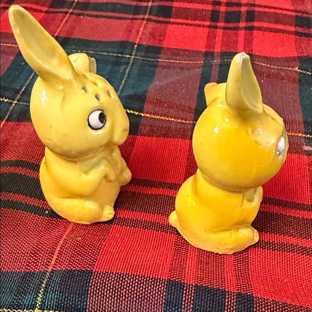 Vintage lot Salt and Pepper shakers Animal Figurines Bears,Rabbits, Weiner dog - Picture 7 of 10